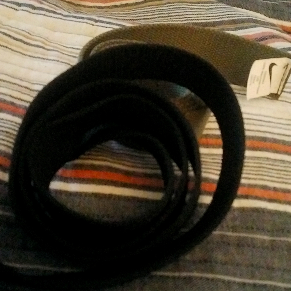 Nike web belts. no buckle